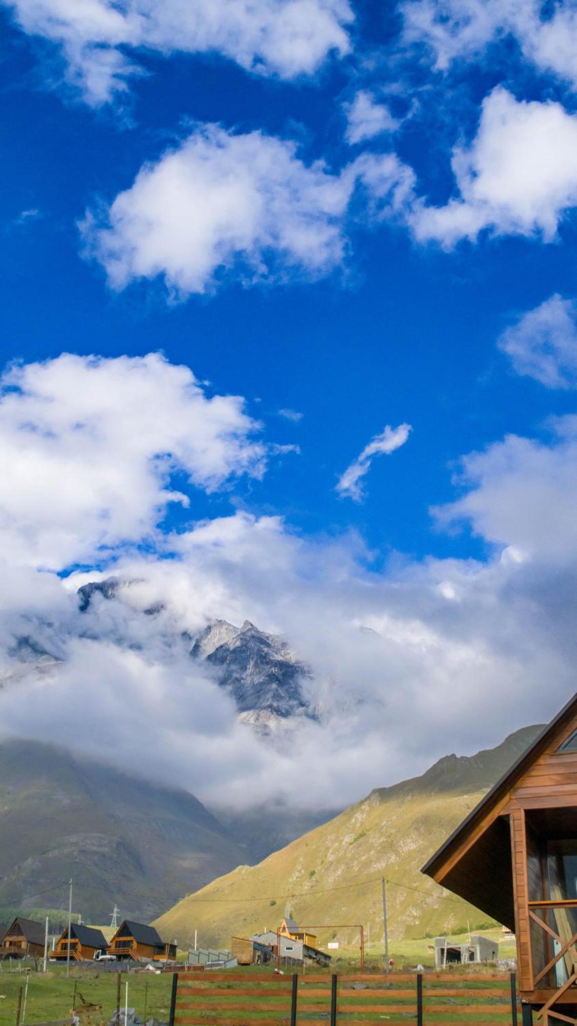 Cliffside Cottage Kazbegi Buitenkant foto